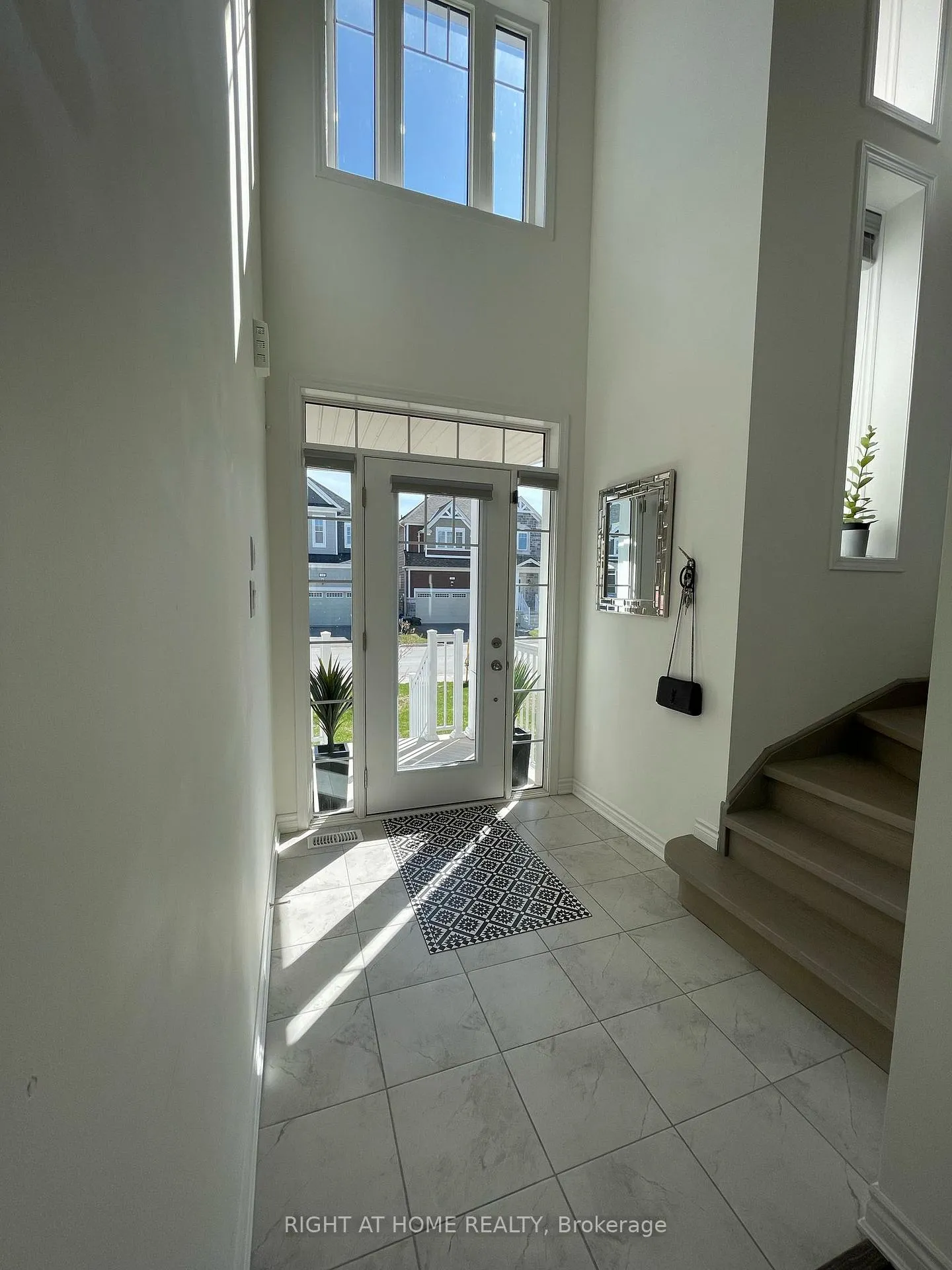 Photo 10 of 19 Sandhill Crane Drive, Wasaga Beach — HOMEH