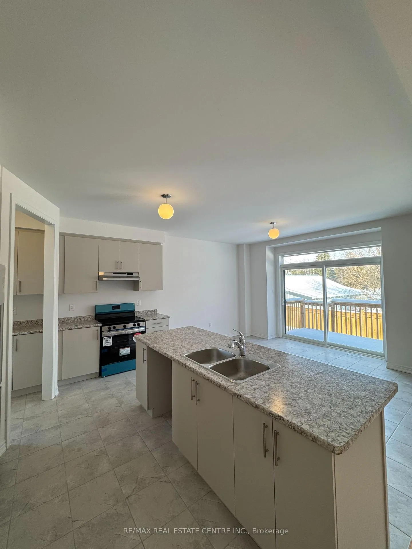 Photo 7 of 15 Wakefield Boulevard, Essa, Angus — HOMEH