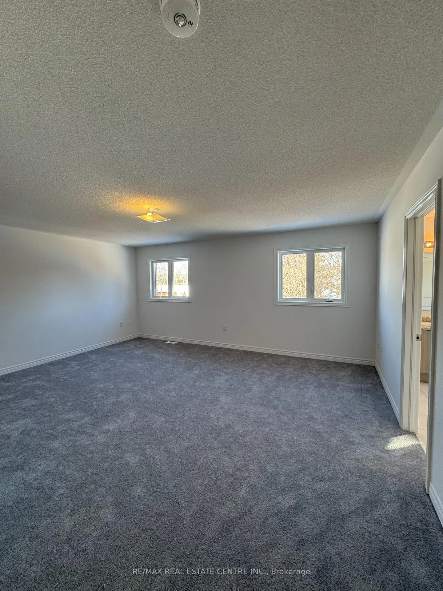 Photo 13 of 15 Wakefield Boulevard, Essa, Angus — HOMEH