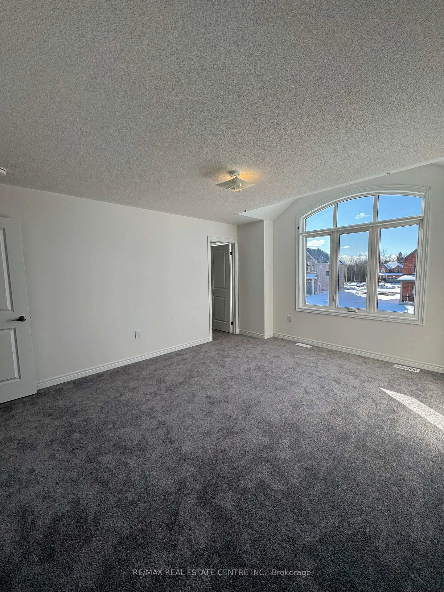 Photo 15 of 15 Wakefield Boulevard, Essa, Angus — HOMEH
