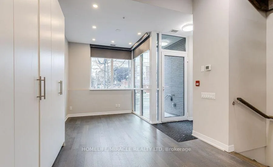 Photo 5 of Unit TH155, 38 Howard Park Avenue, Toronto, Roncesvalles — HOMEH