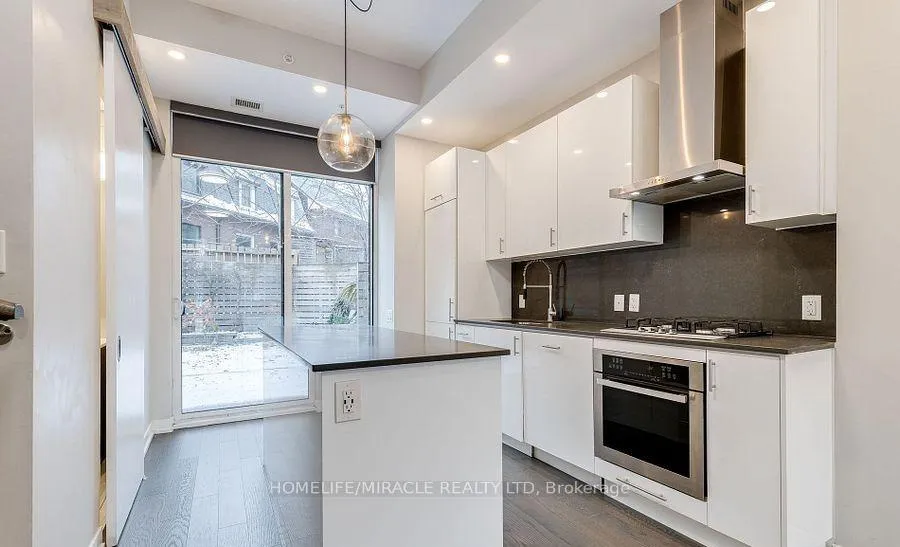 Photo 20 of Unit TH155, 38 Howard Park Avenue, Toronto, Roncesvalles — HOMEH