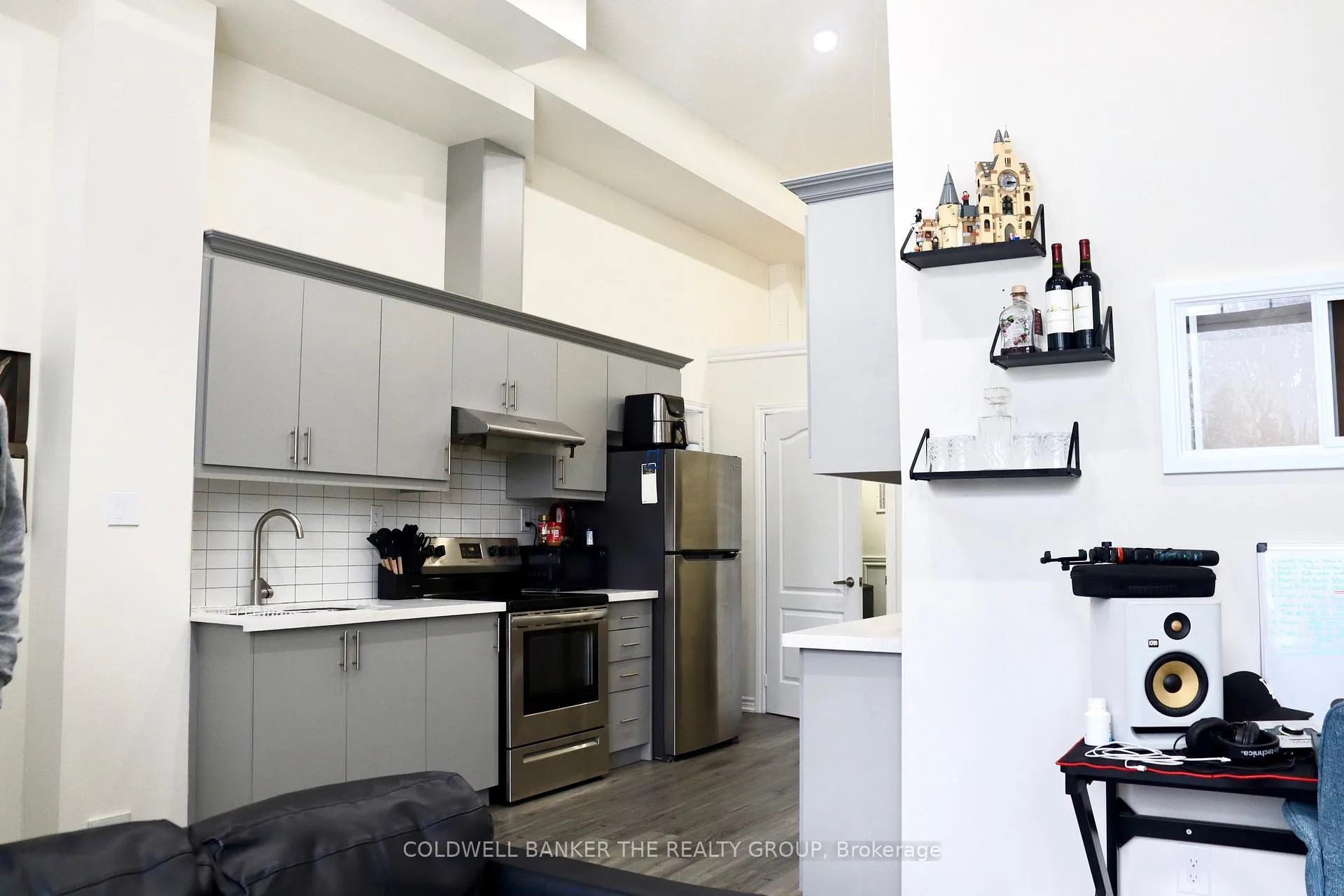 Photo 5 of 54 mccardy Court, Caledon, Caledon East — HOMEH