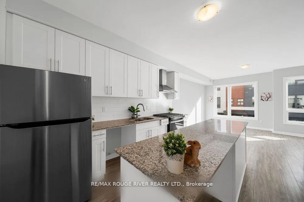 Photo 4 of 1659 Pleasure Valley Path, Oshawa, Samac — HOMEH