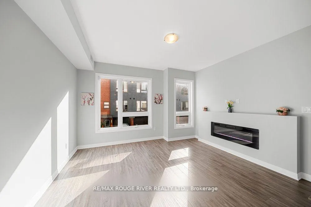 Photo 7 of 1659 Pleasure Valley Path, Oshawa, Samac — HOMEH