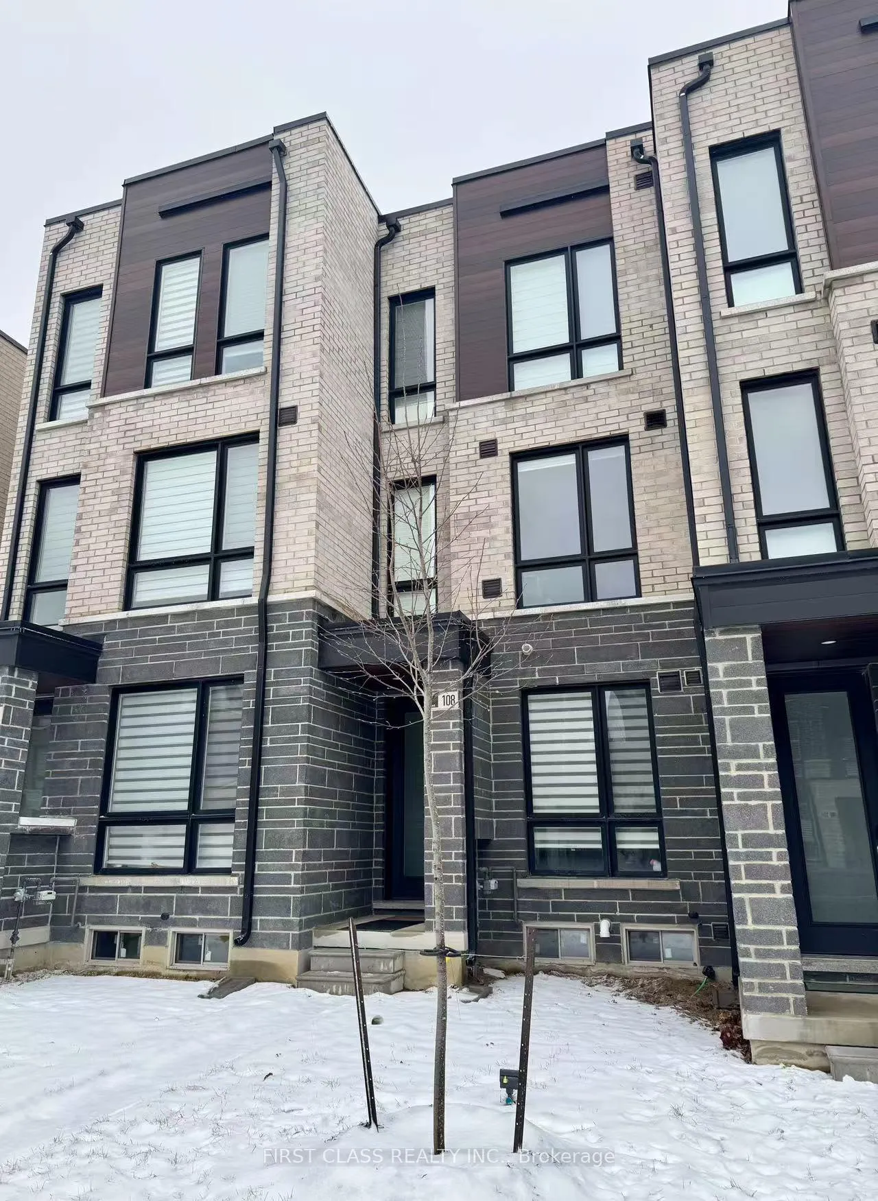 Photo 2 of 108 Stauffer Crescent, Markham, Cornell — HOMEH