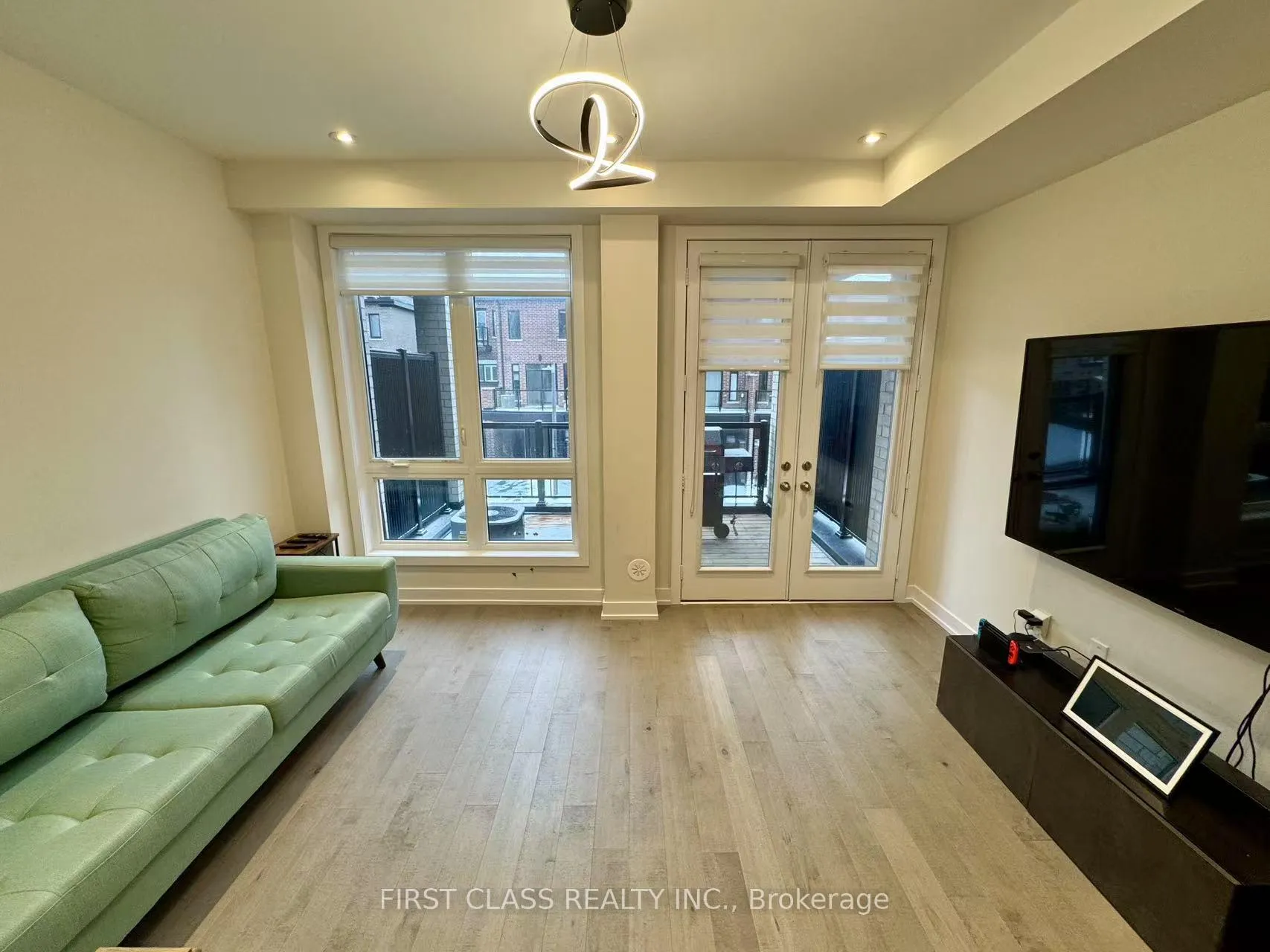 Photo 9 of 108 Stauffer Crescent, Markham, Cornell — HOMEH