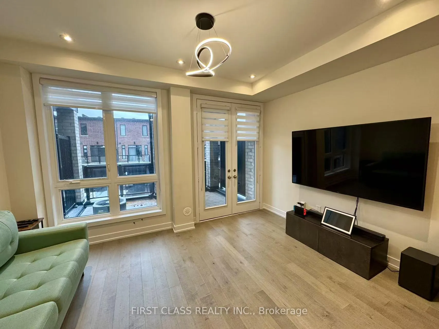 Photo 10 of 108 Stauffer Crescent, Markham, Cornell — HOMEH