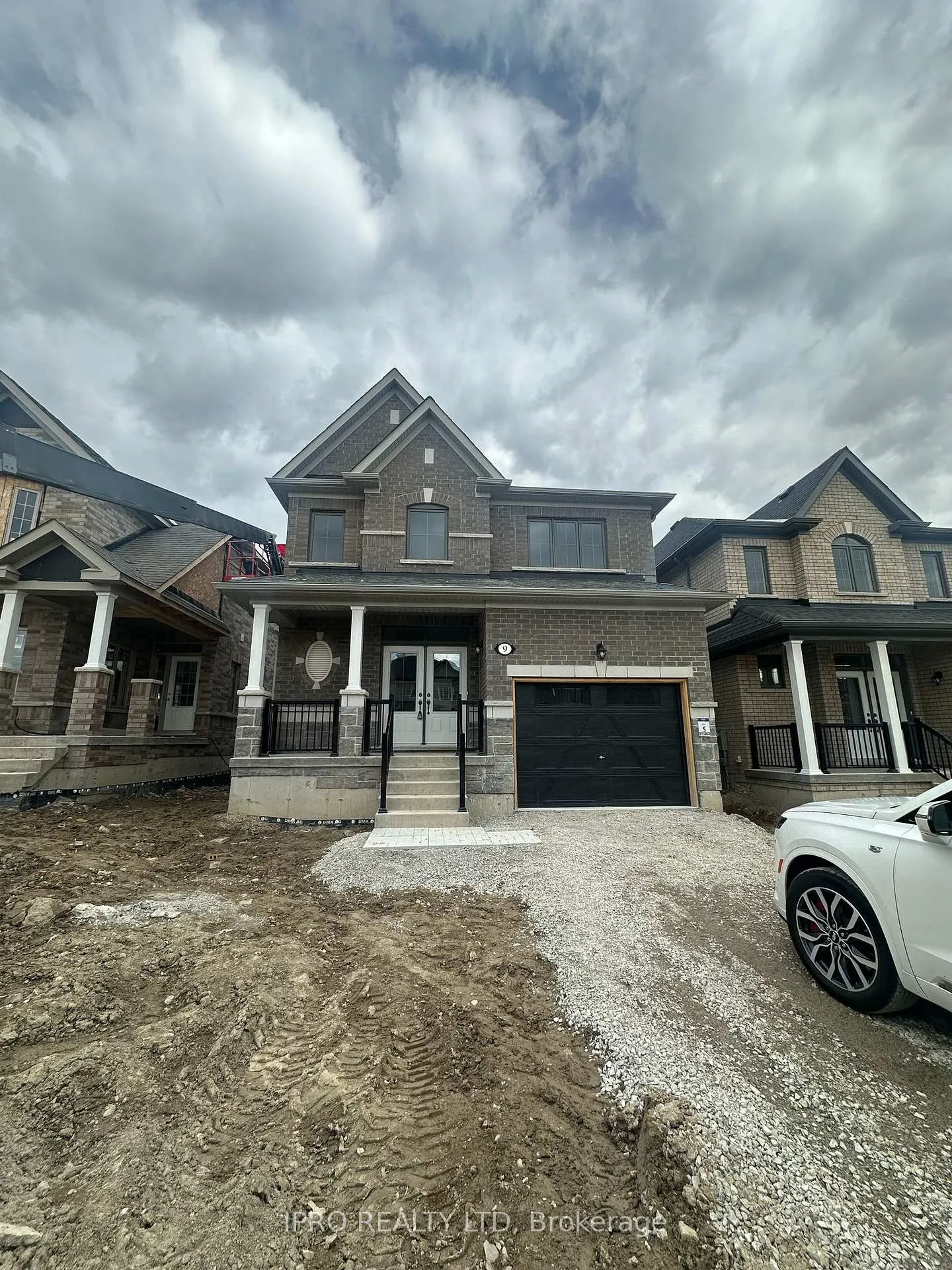 Photo 2 of 9 Lawrence D Pridham Avenue, New Tecumseth, Rural New Tecumseth — HOMEH