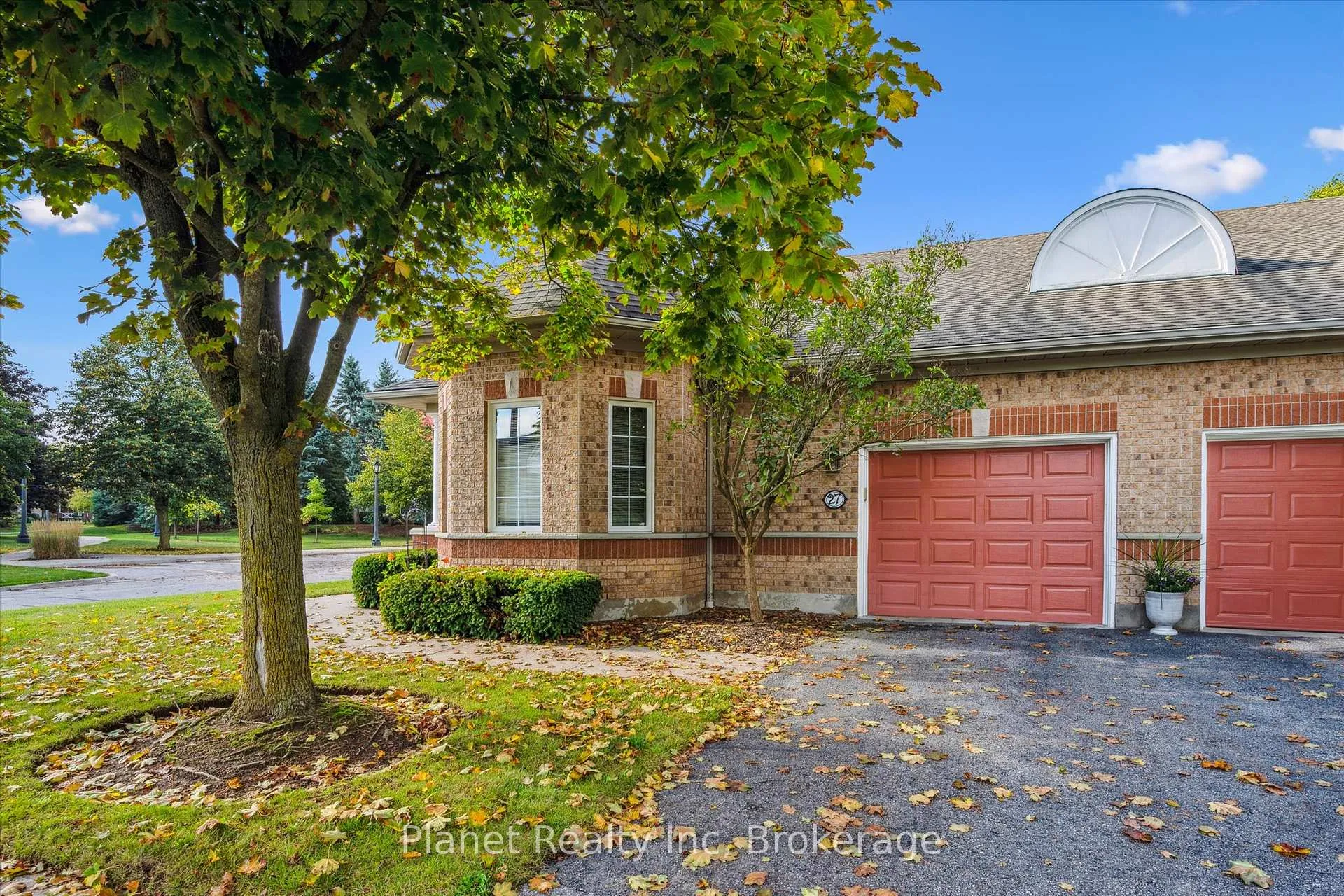 Photo 2 of 27 Village Green Drive, Guelph, Village By The Arboretum — HOMEH