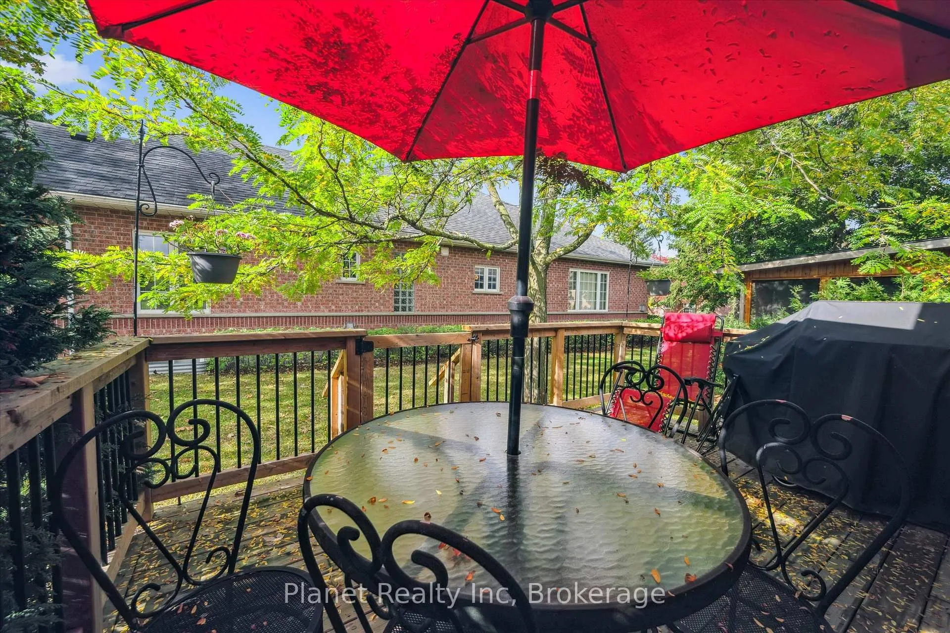 Photo 28 of 27 Village Green Drive, Guelph, Village By The Arboretum — HOMEH