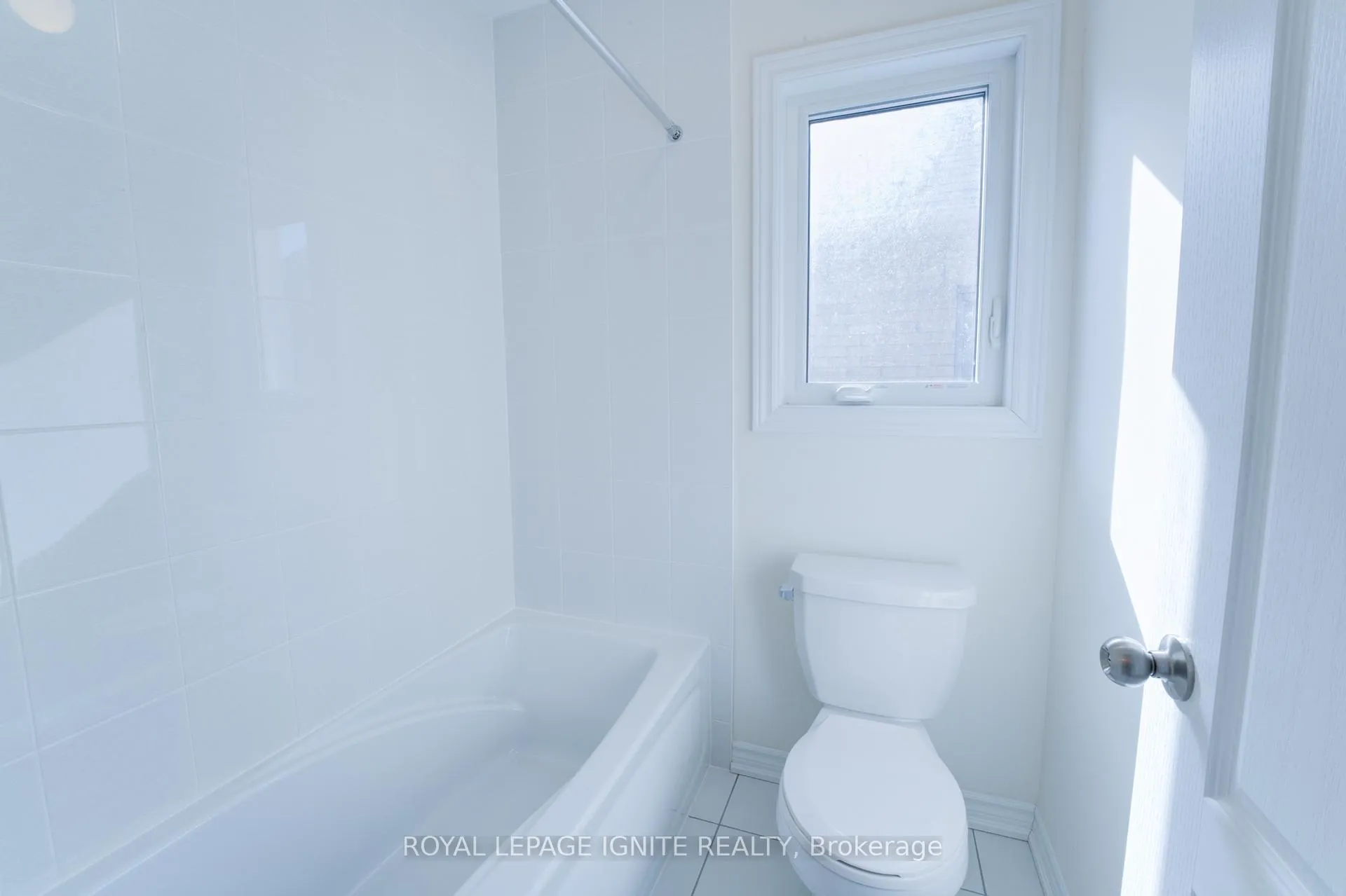 Photo 27 of 119 Robin Trail, Scugog, Port Perry — HOMEH