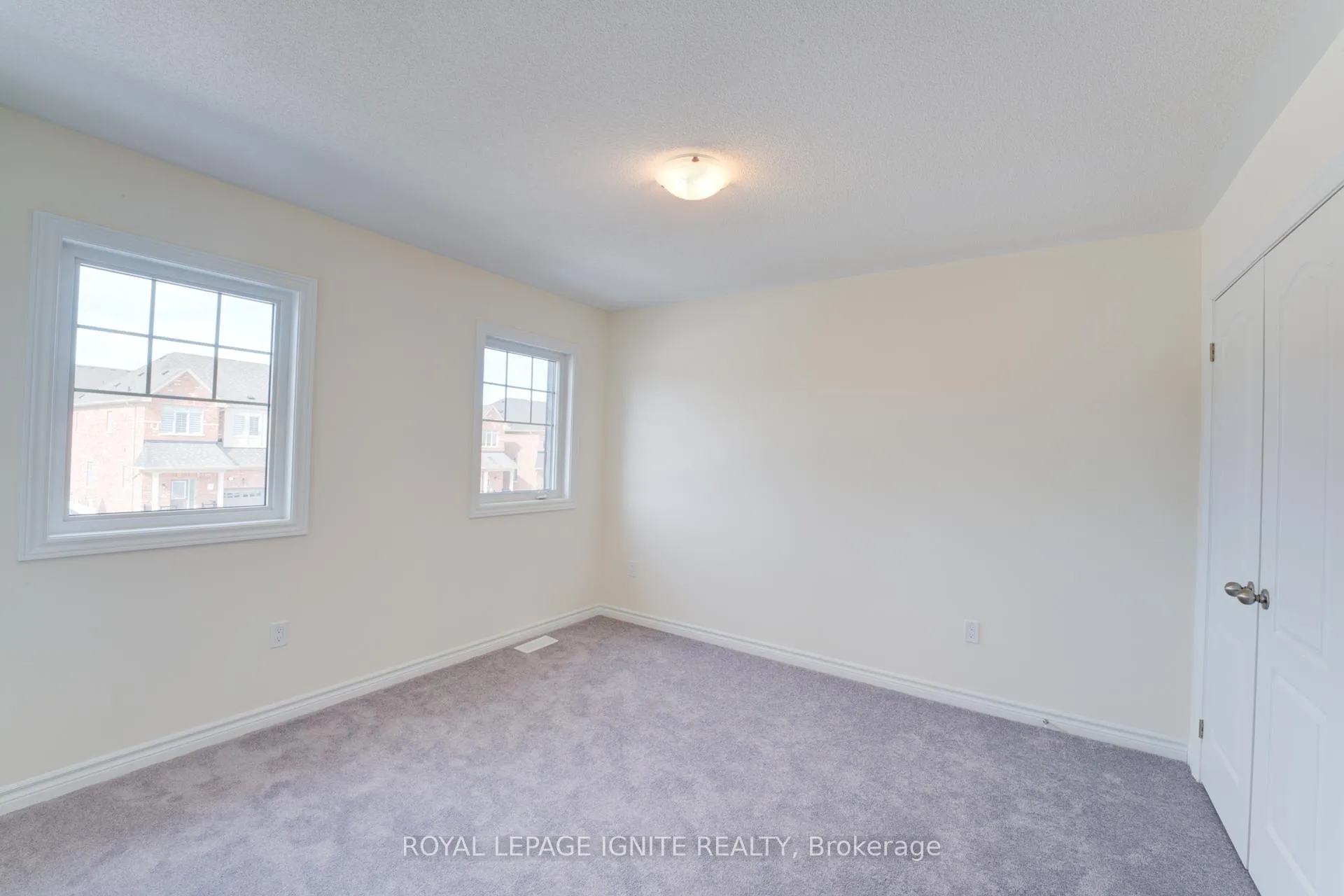 Photo 36 of 119 Robin Trail, Scugog, Port Perry — HOMEH