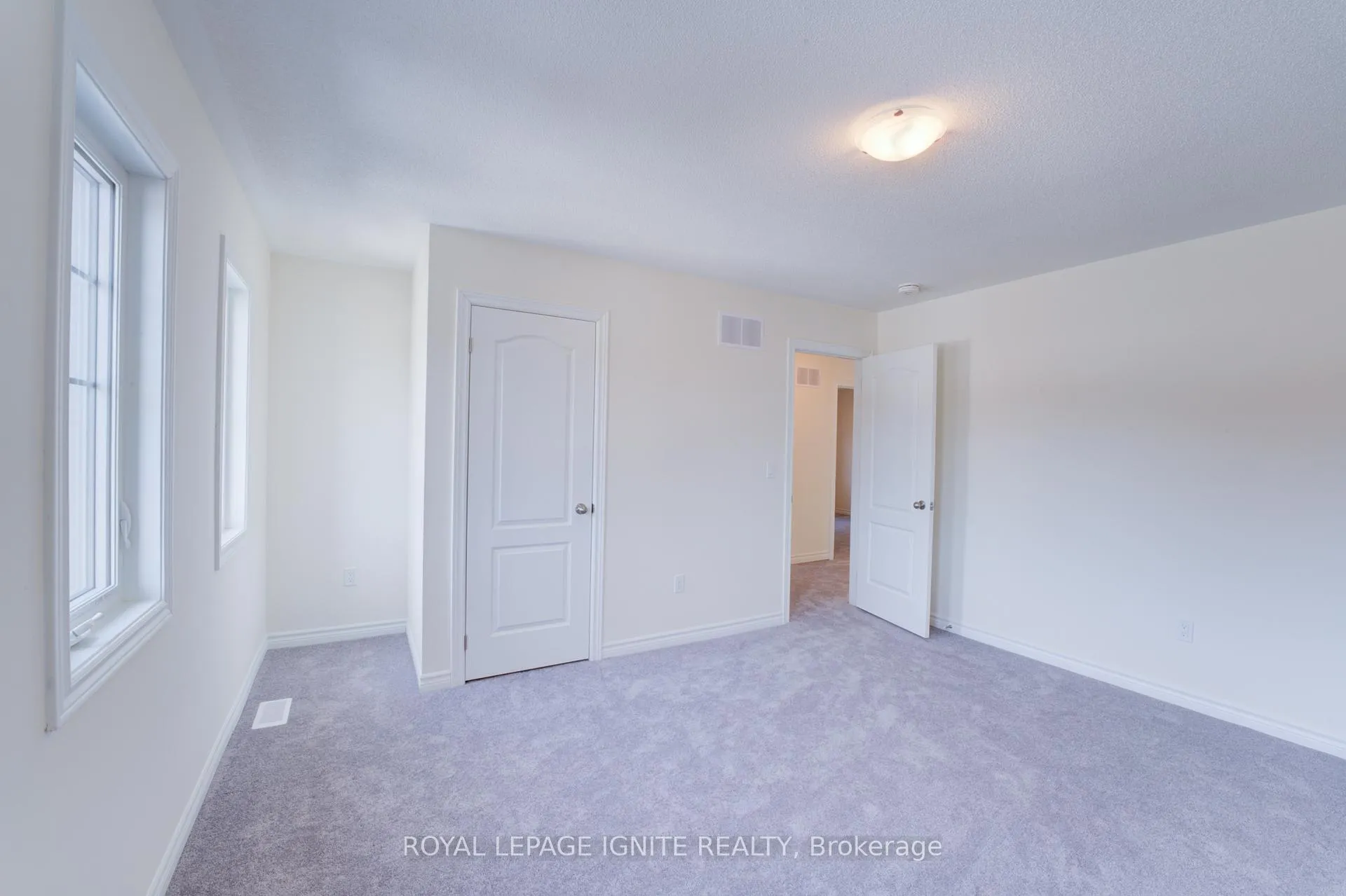 Photo 39 of 119 Robin Trail, Scugog, Port Perry — HOMEH