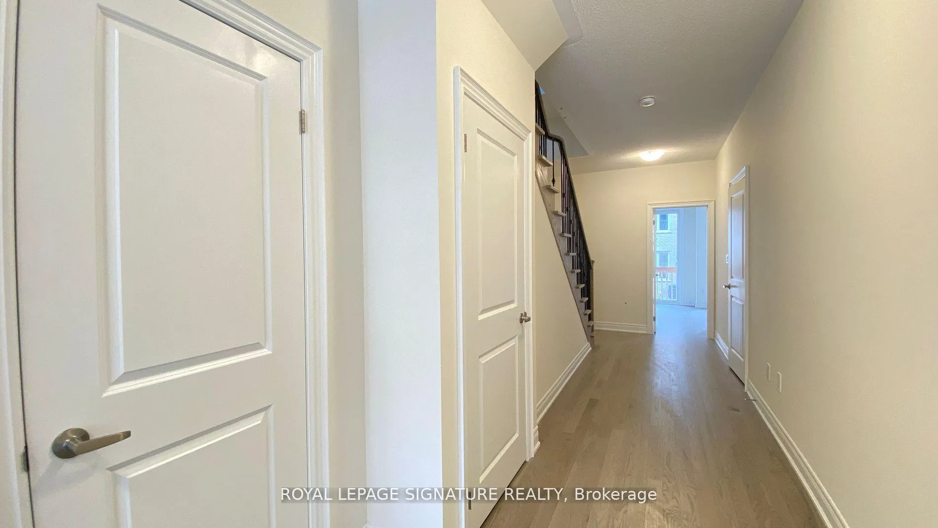 Photo 3 of 20 Thomas Hope Lane, Markham, Cedarwood — HOMEH