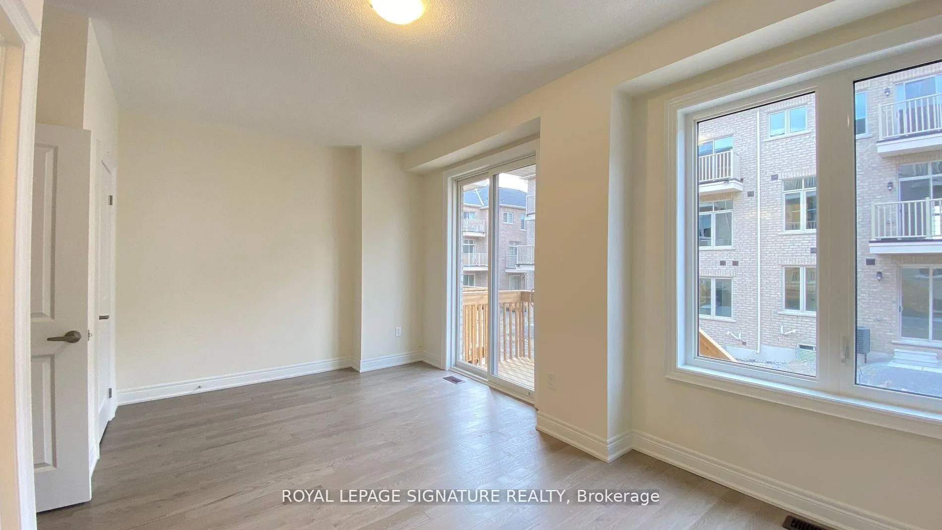 Photo 4 of 20 Thomas Hope Lane, Markham, Cedarwood — HOMEH
