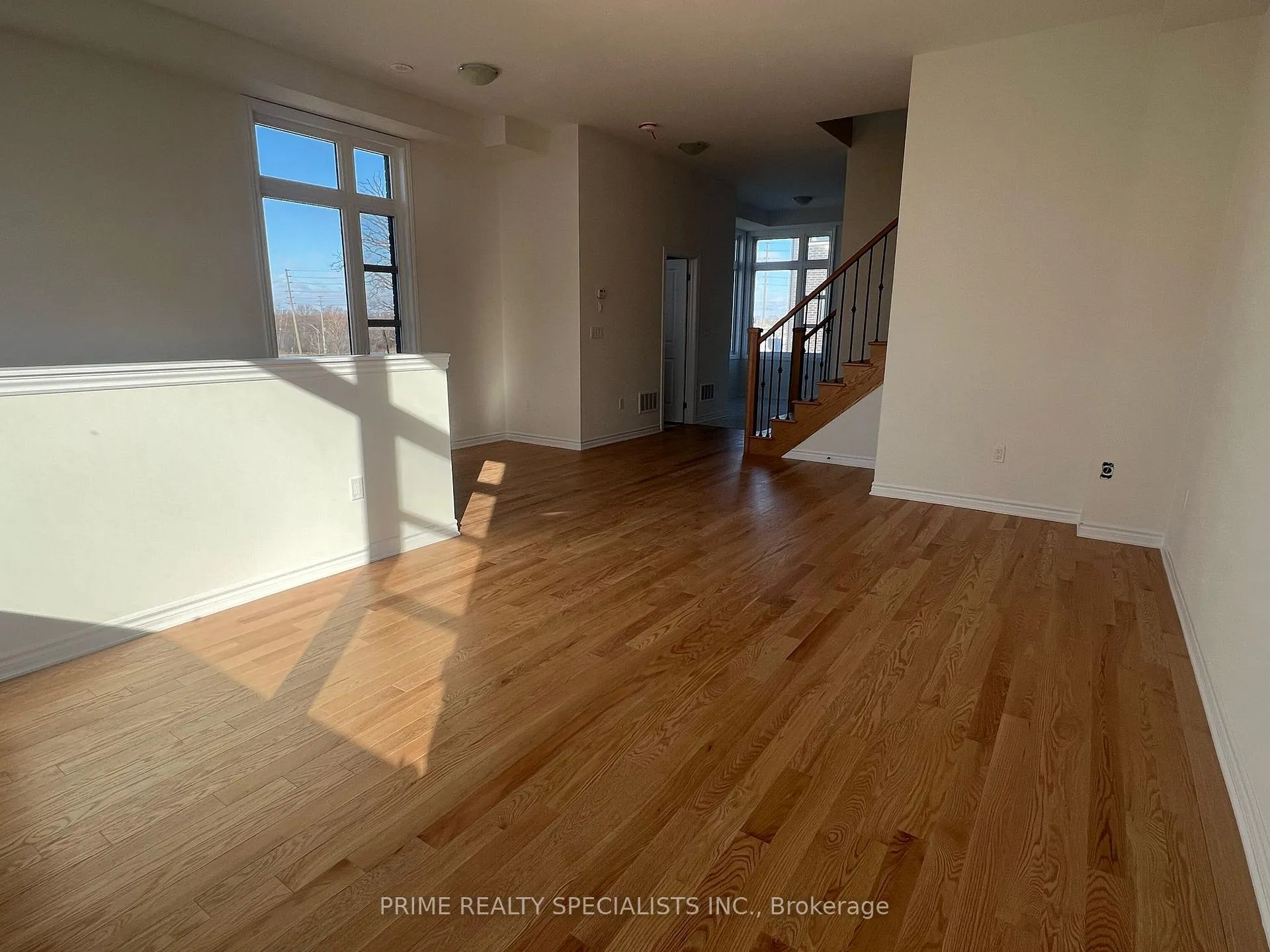 Photo 11 of 103 Paradox Street, Vaughan, Elder Mills — HOMEH