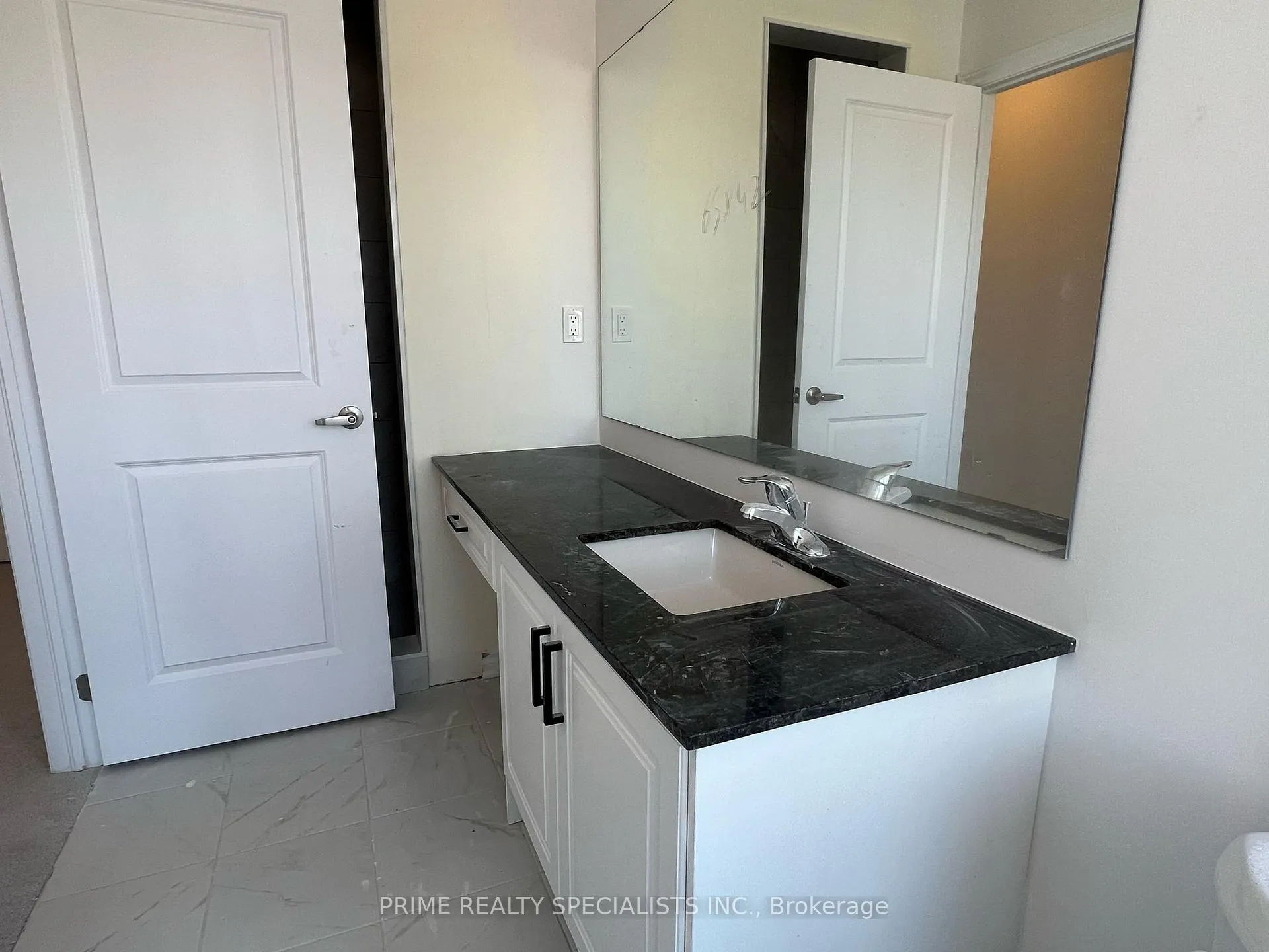 Photo 14 of 103 Paradox Street, Vaughan, Elder Mills — HOMEH
