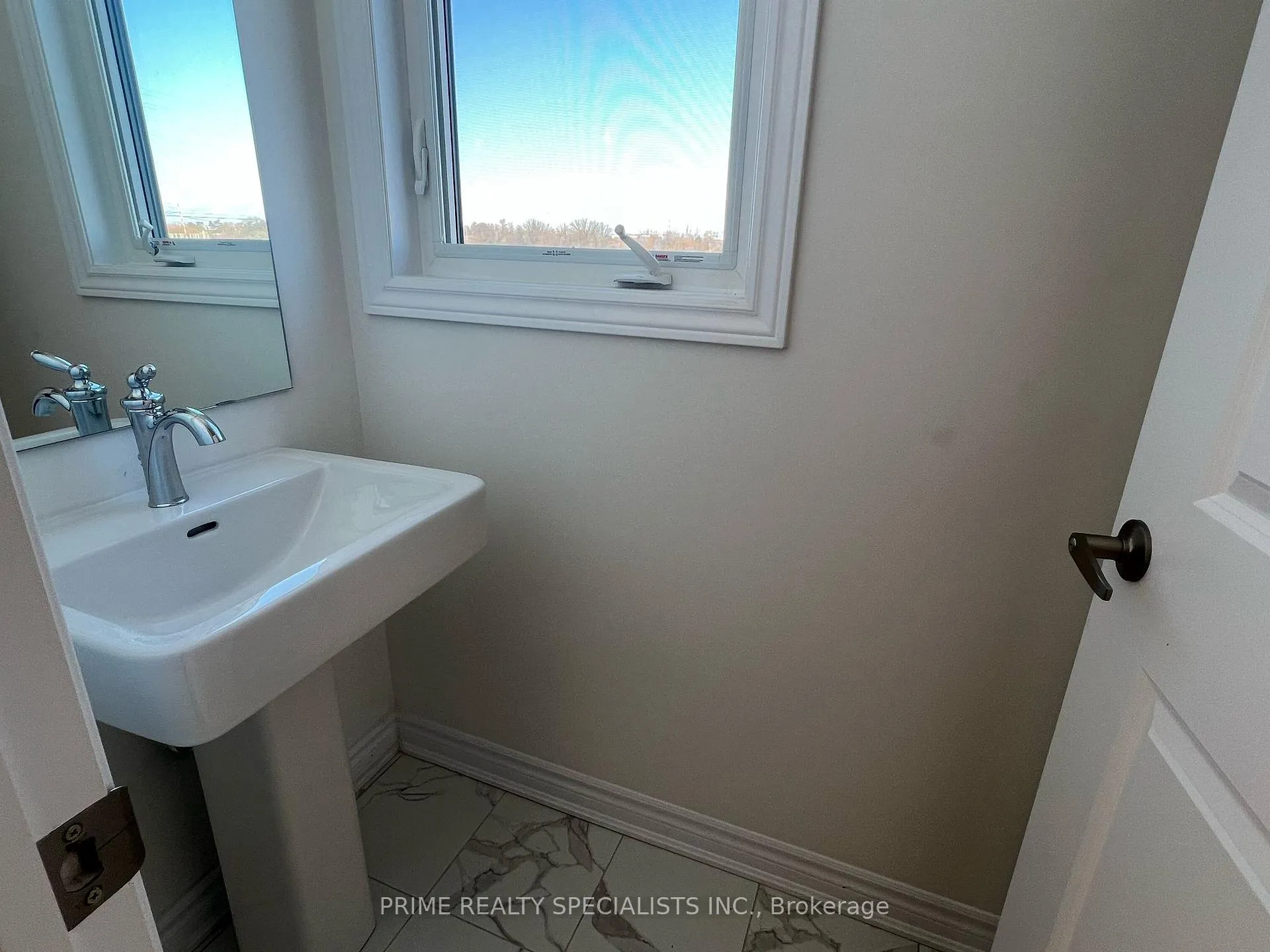 Photo 20 of 103 Paradox Street, Vaughan, Elder Mills — HOMEH