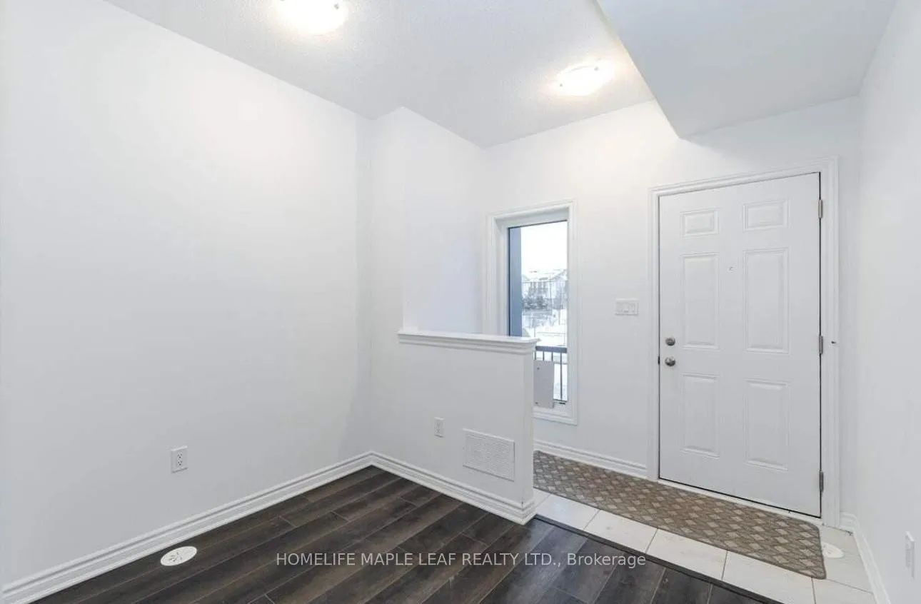 Photo 3 of 5 Tiveron Avenue, Caledon, Rural Caledon — HOMEH