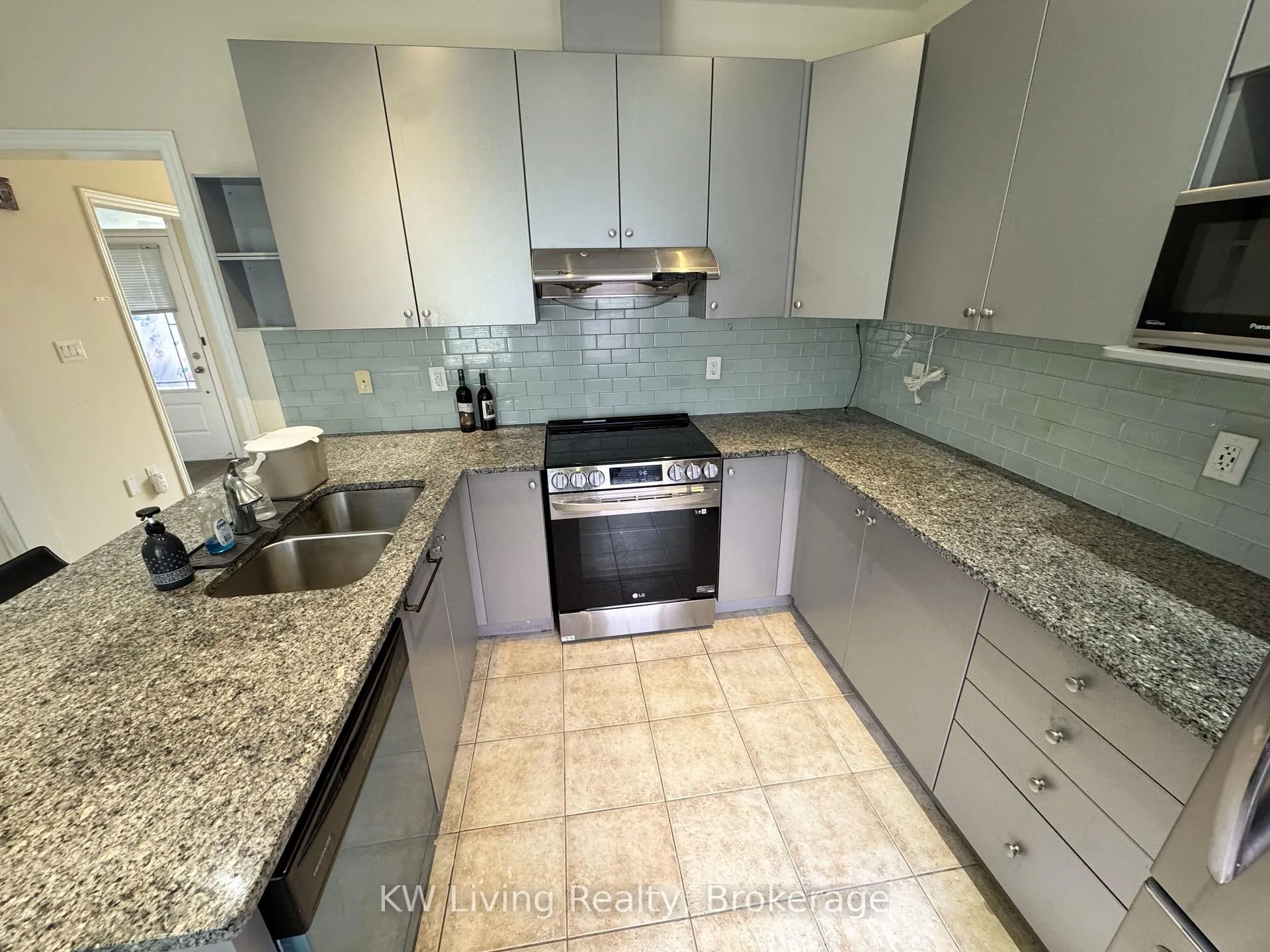 Photo 2 of 5 Dimma Street, Markham, Cornell — HOMEH