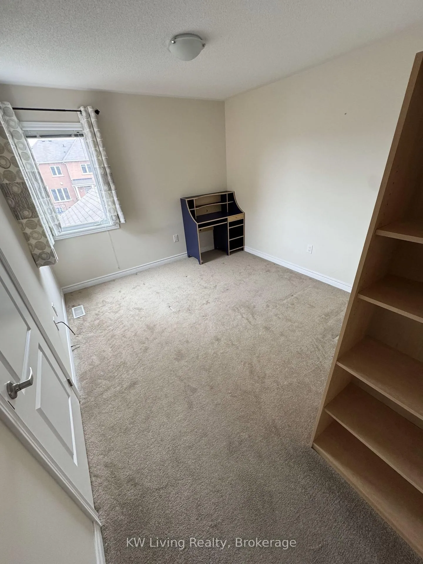 Photo 10 of 5 Dimma Street, Markham, Cornell — HOMEH