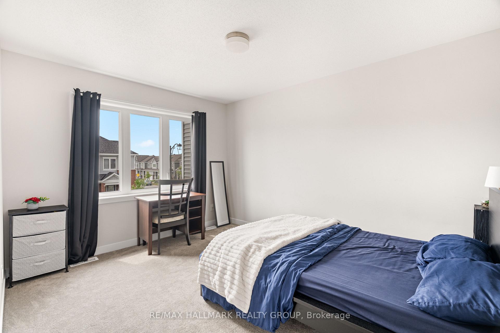 Photo 14 of 243 Surface Lane, Ottawa, Barrhaven - Half Moon Bay — HOMEH