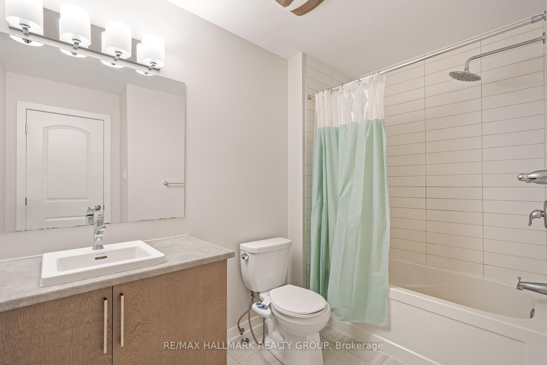 Photo 17 of 243 Surface Lane, Ottawa, Barrhaven - Half Moon Bay — HOMEH