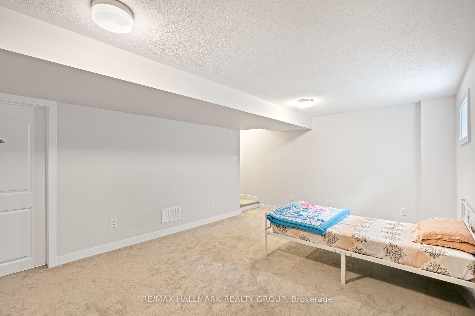 Photo 19 of 243 Surface Lane, Ottawa, Barrhaven - Half Moon Bay — HOMEH