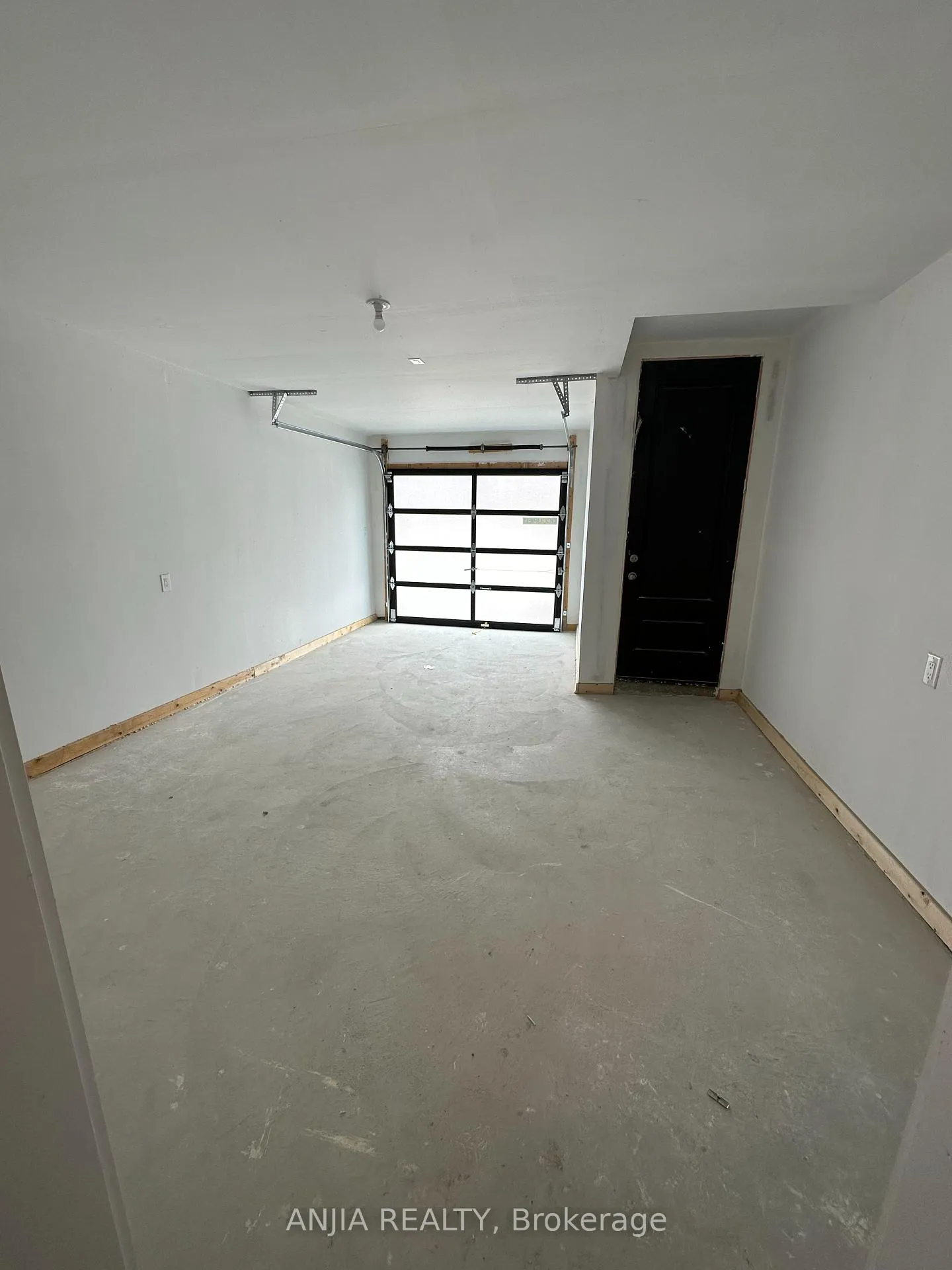 Photo 5 of 111 Stauffer Crescent, Markham, Cornell — HOMEH