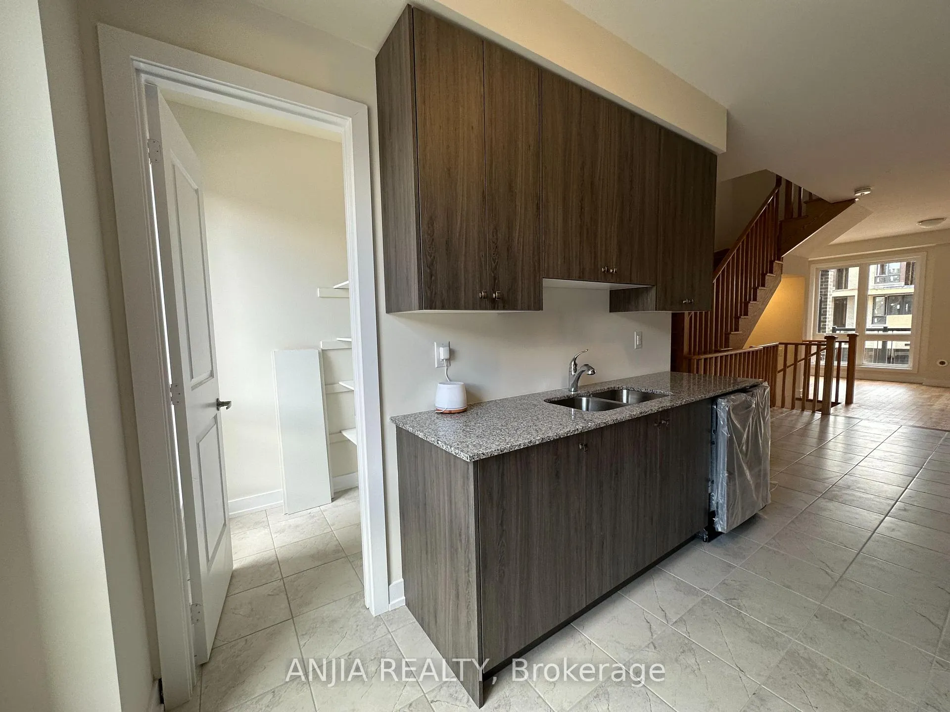 Photo 12 of 111 Stauffer Crescent, Markham, Cornell — HOMEH