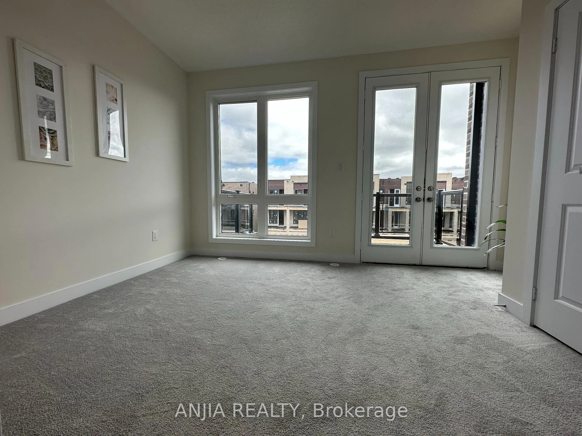 Photo 16 of 111 Stauffer Crescent, Markham, Cornell — HOMEH