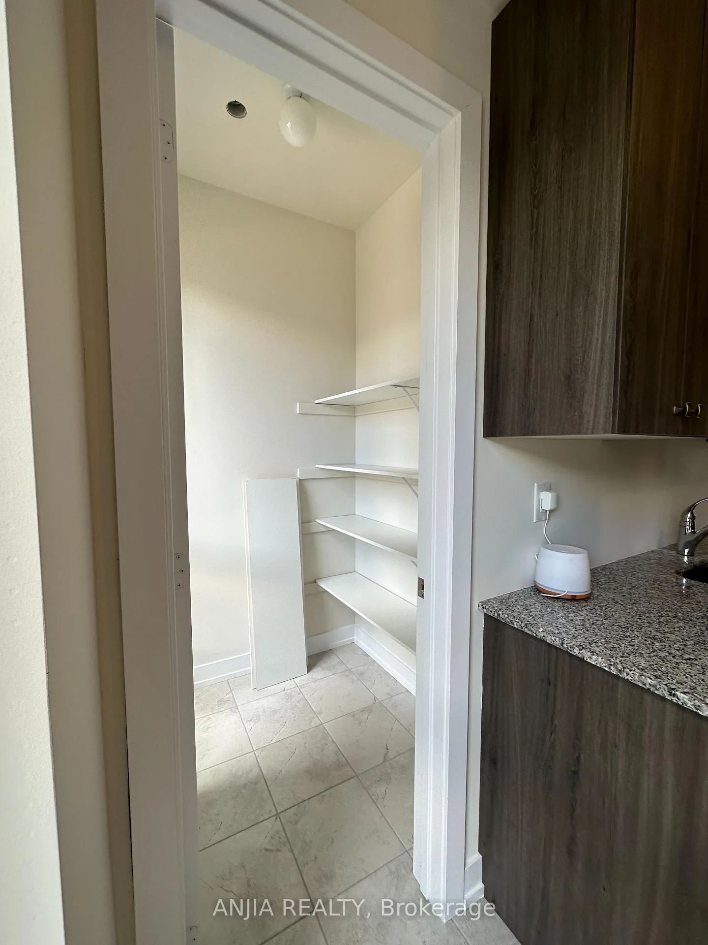 Photo 30 of 111 Stauffer Crescent, Markham, Cornell — HOMEH