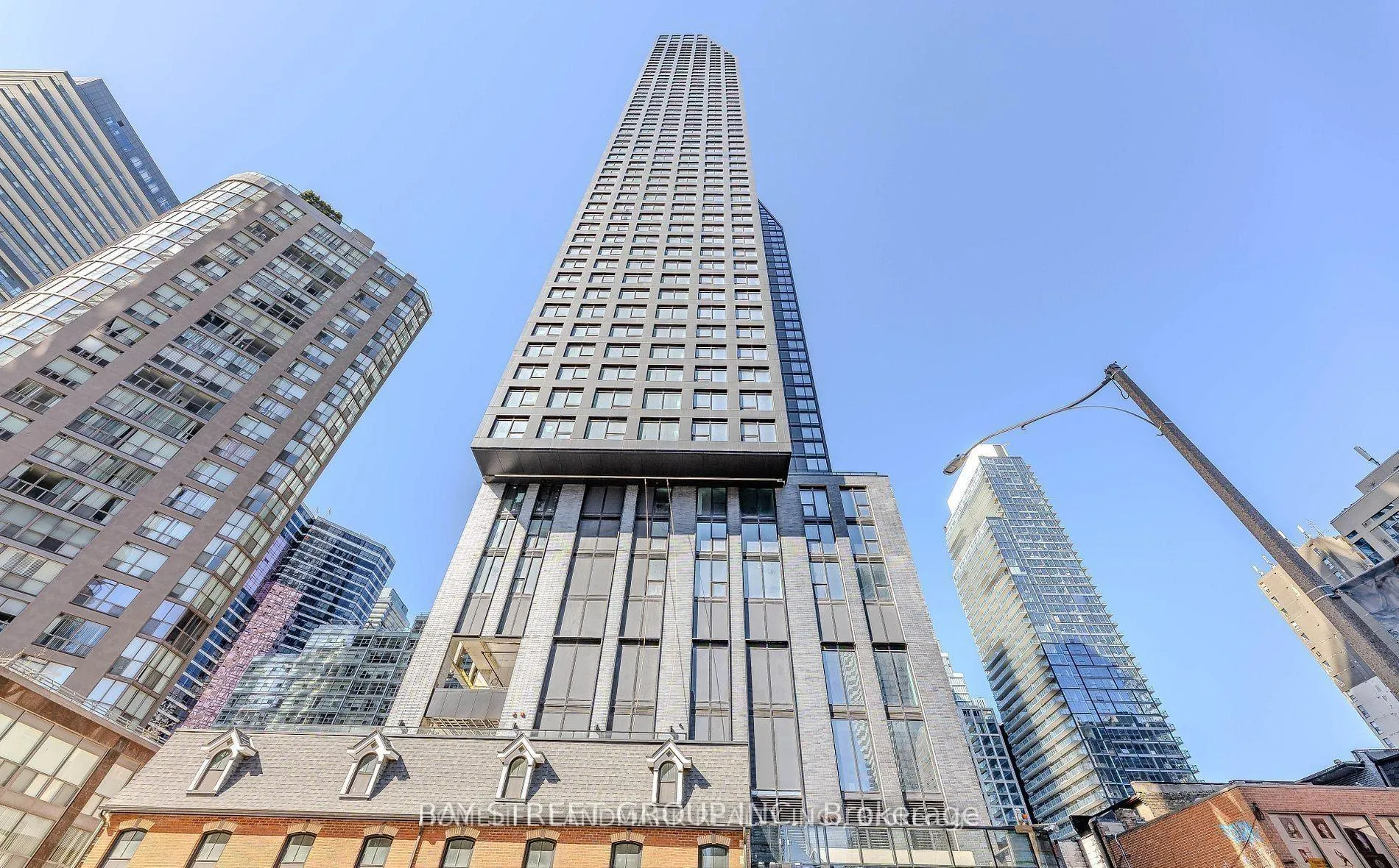 Photo 1 of Unit 1615, 8 Wellesley Street W, Toronto, Bay Street Corridor — HOMEH