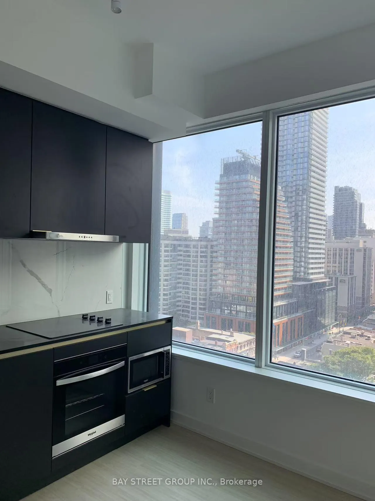Photo 7 of Unit 1615, 8 Wellesley Street W, Toronto, Bay Street Corridor — HOMEH
