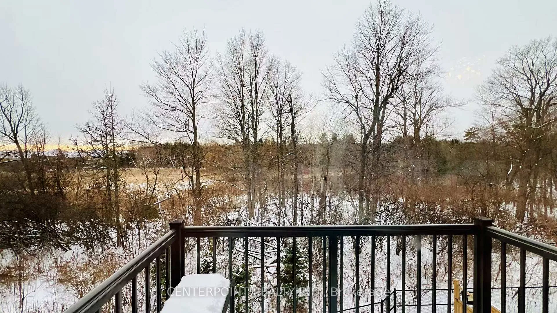 Photo 6 of 122 Arianna Crescent, Vaughan, Patterson — HOMEH