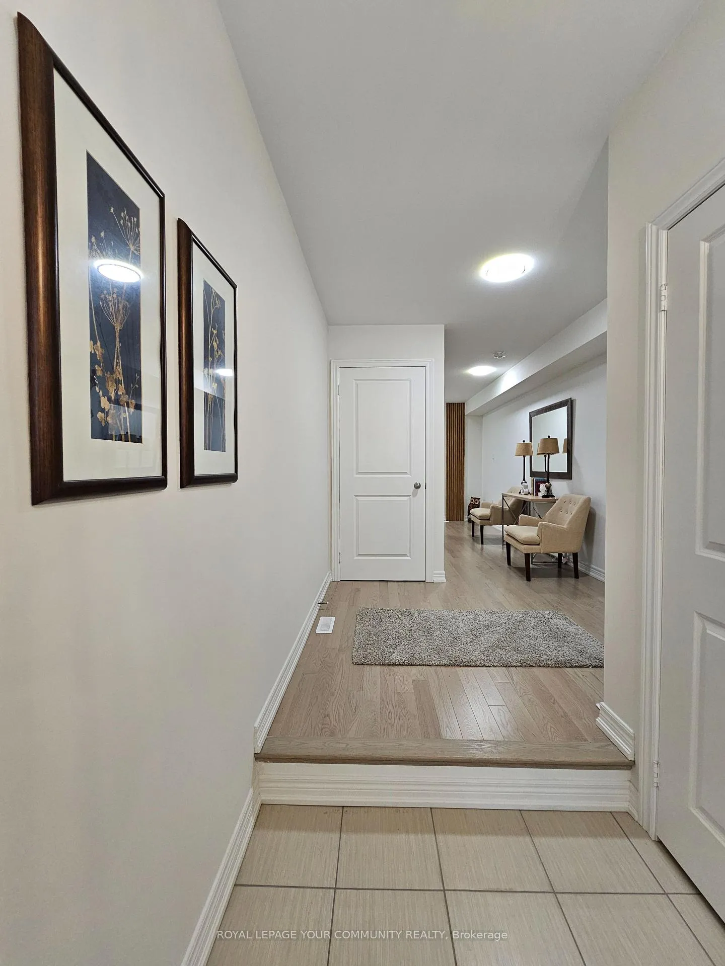 Photo 2 of 10 Broylio Lane, Ajax, South East — HOMEH
