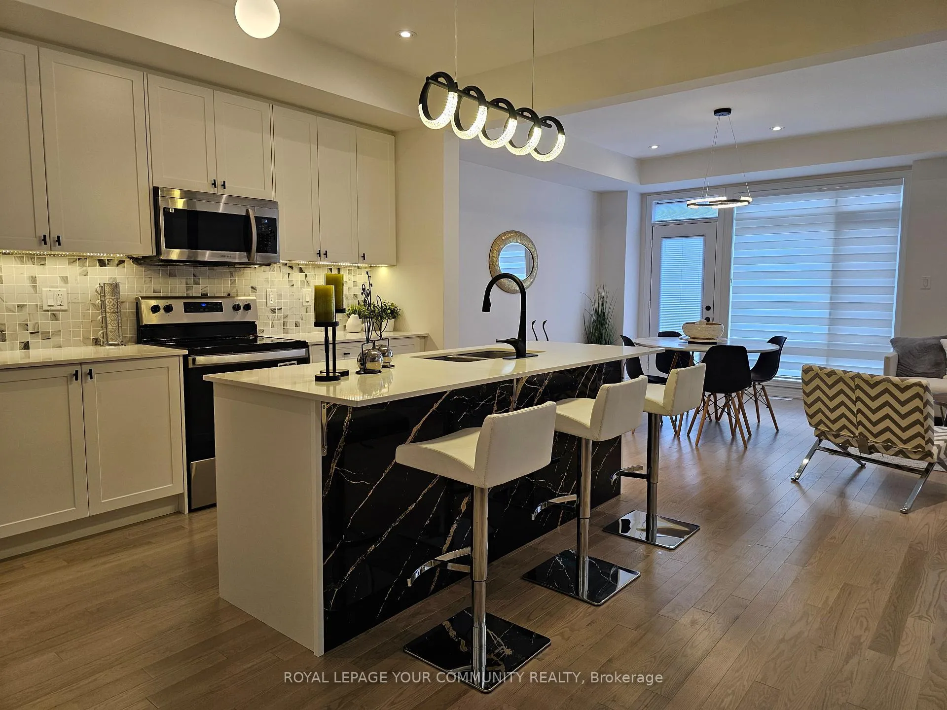 Photo 7 of 10 Broylio Lane, Ajax, South East — HOMEH