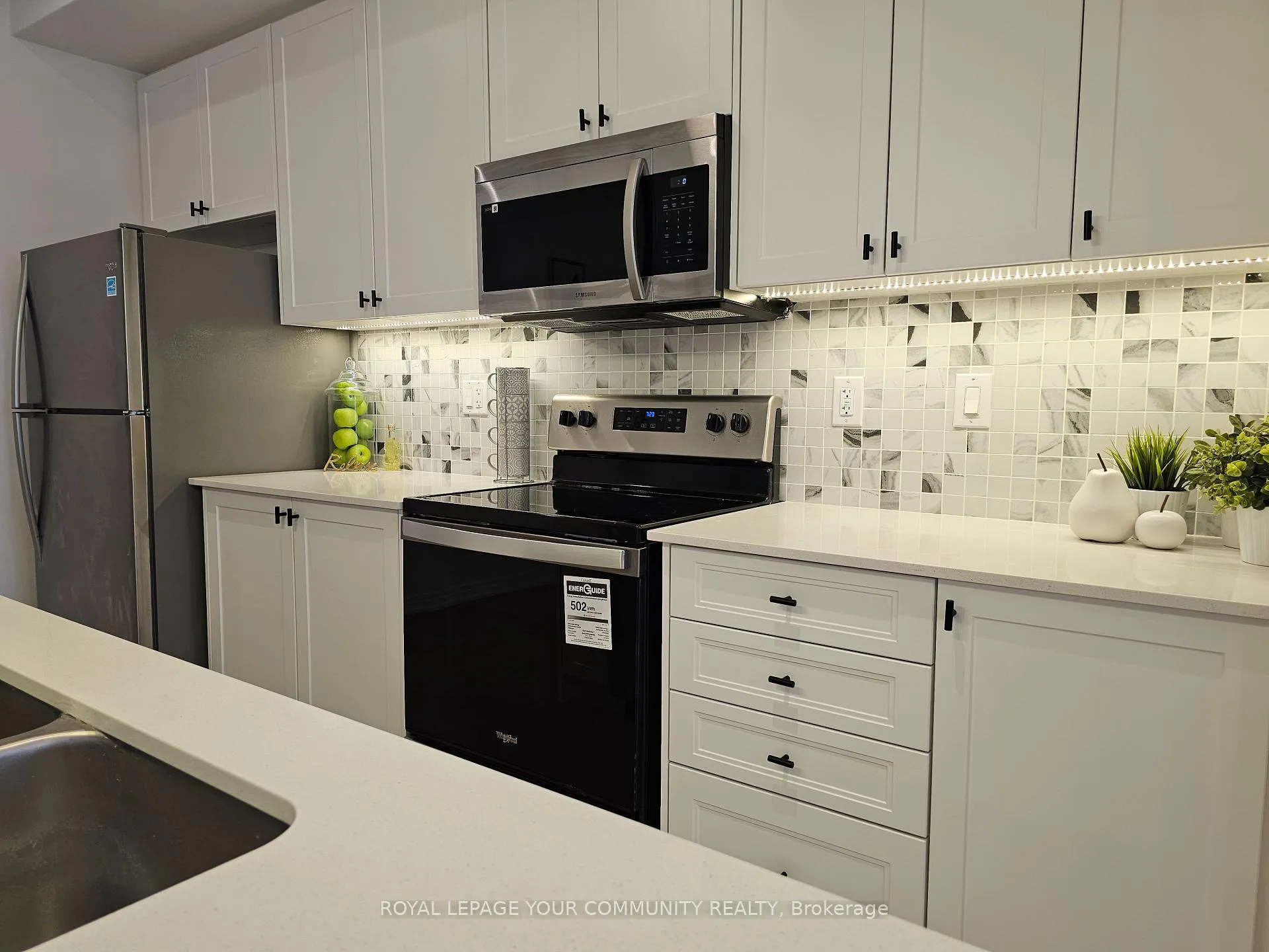 Photo 9 of 10 Broylio Lane, Ajax, South East — HOMEH