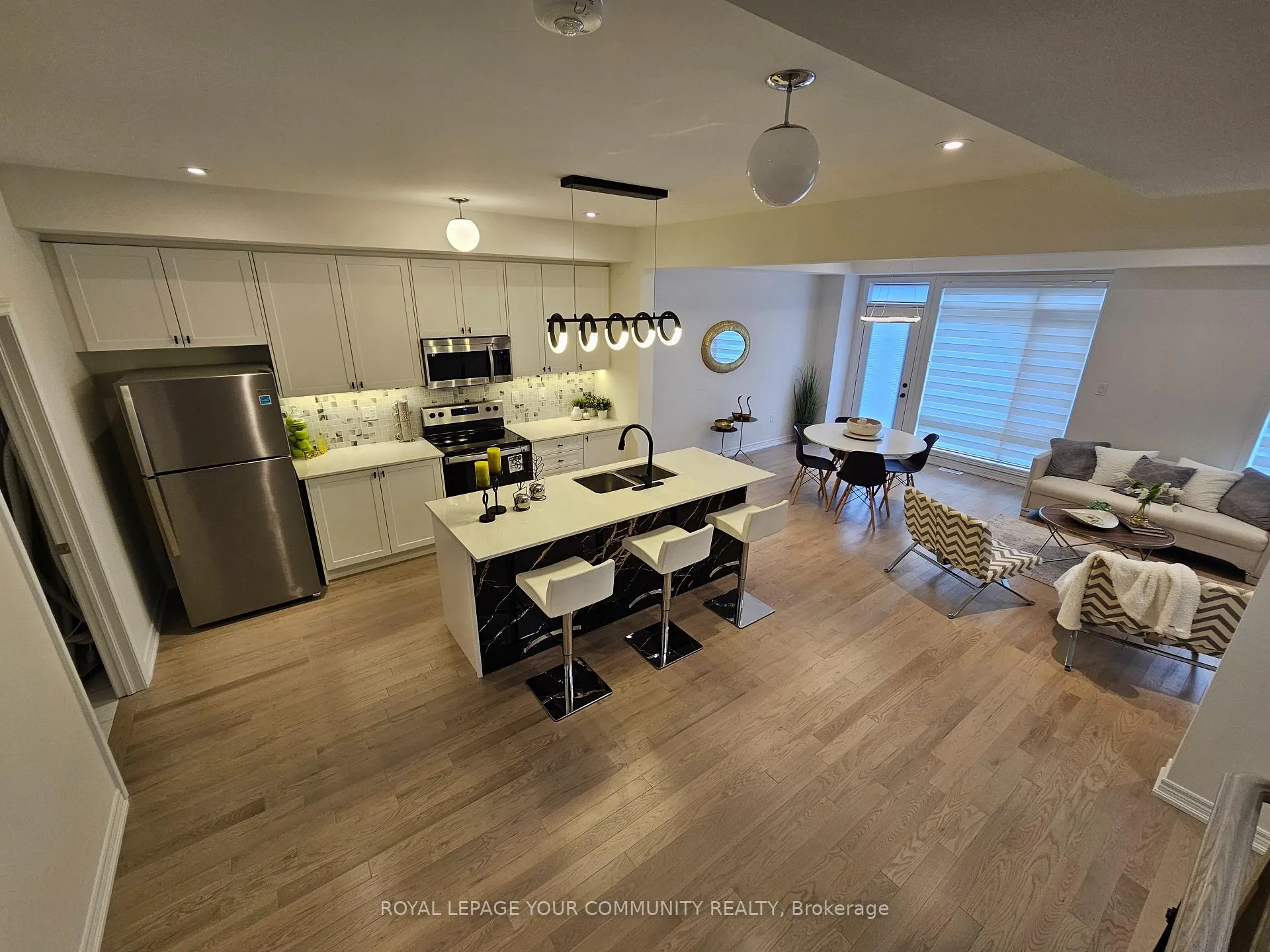 Photo 25 of 10 Broylio Lane, Ajax, South East — HOMEH