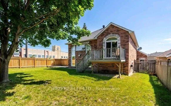 Photo 2 of Unit Main, 226 Fallingbrook Street, Whitby, Pringle Creek — HOMEH
