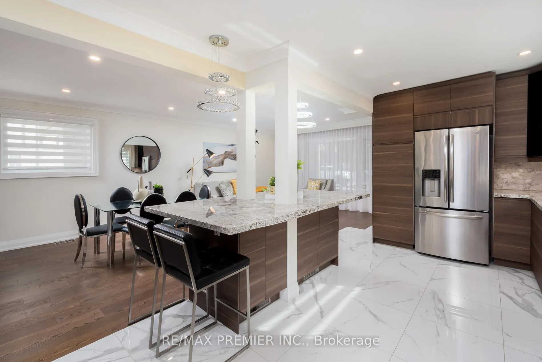Photo 11 of Unit Upper, 110 Clarence Street, Vaughan, West Woodbridge — HOMEH