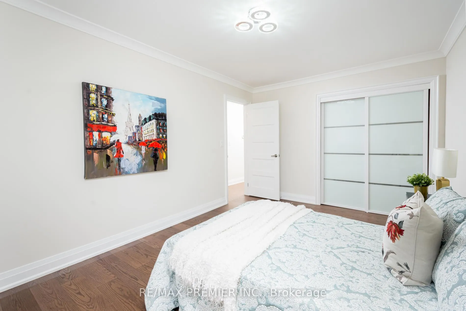 Photo 14 of Unit Upper, 110 Clarence Street, Vaughan, West Woodbridge — HOMEH