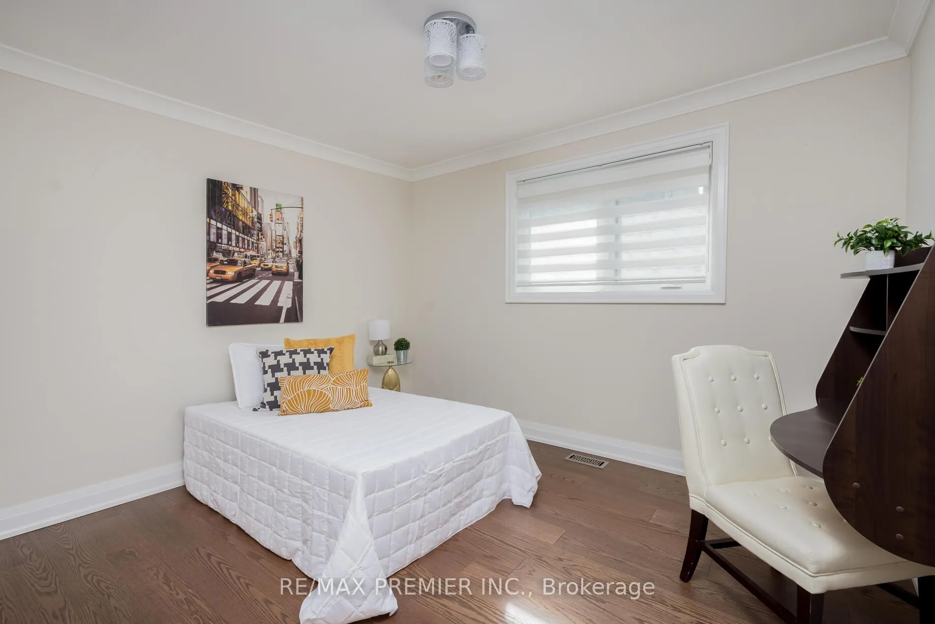 Photo 16 of Unit Upper, 110 Clarence Street, Vaughan, West Woodbridge — HOMEH