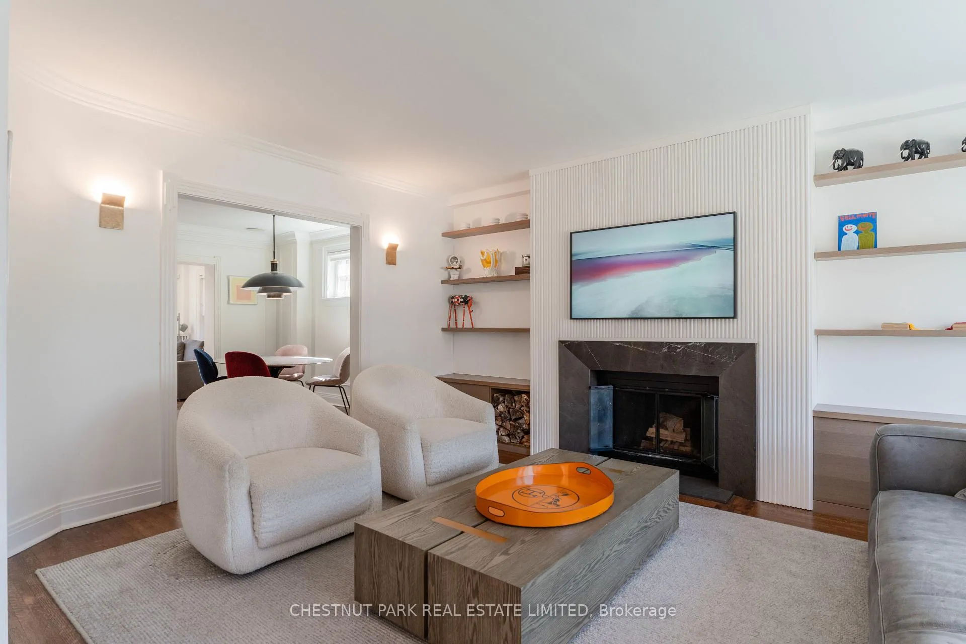 Photo 3 of 19 Heather Road, Toronto, Leaside — HOMEH