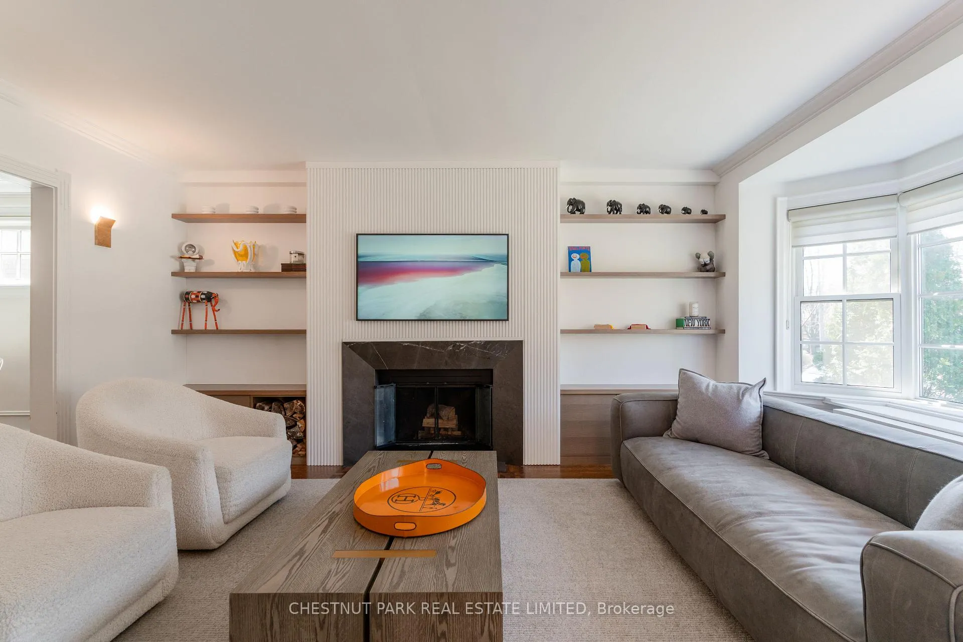 Photo 4 of 19 Heather Road, Toronto, Leaside — HOMEH
