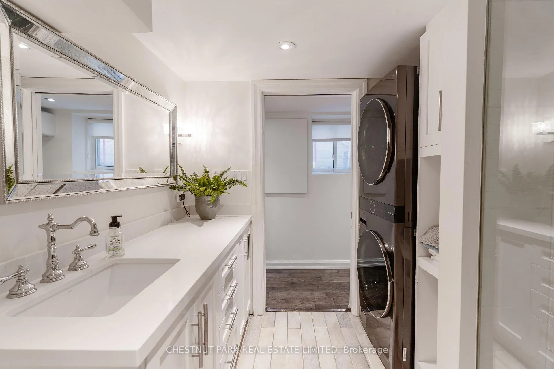 Photo 38 of 19 Heather Road, Toronto, Leaside — HOMEH