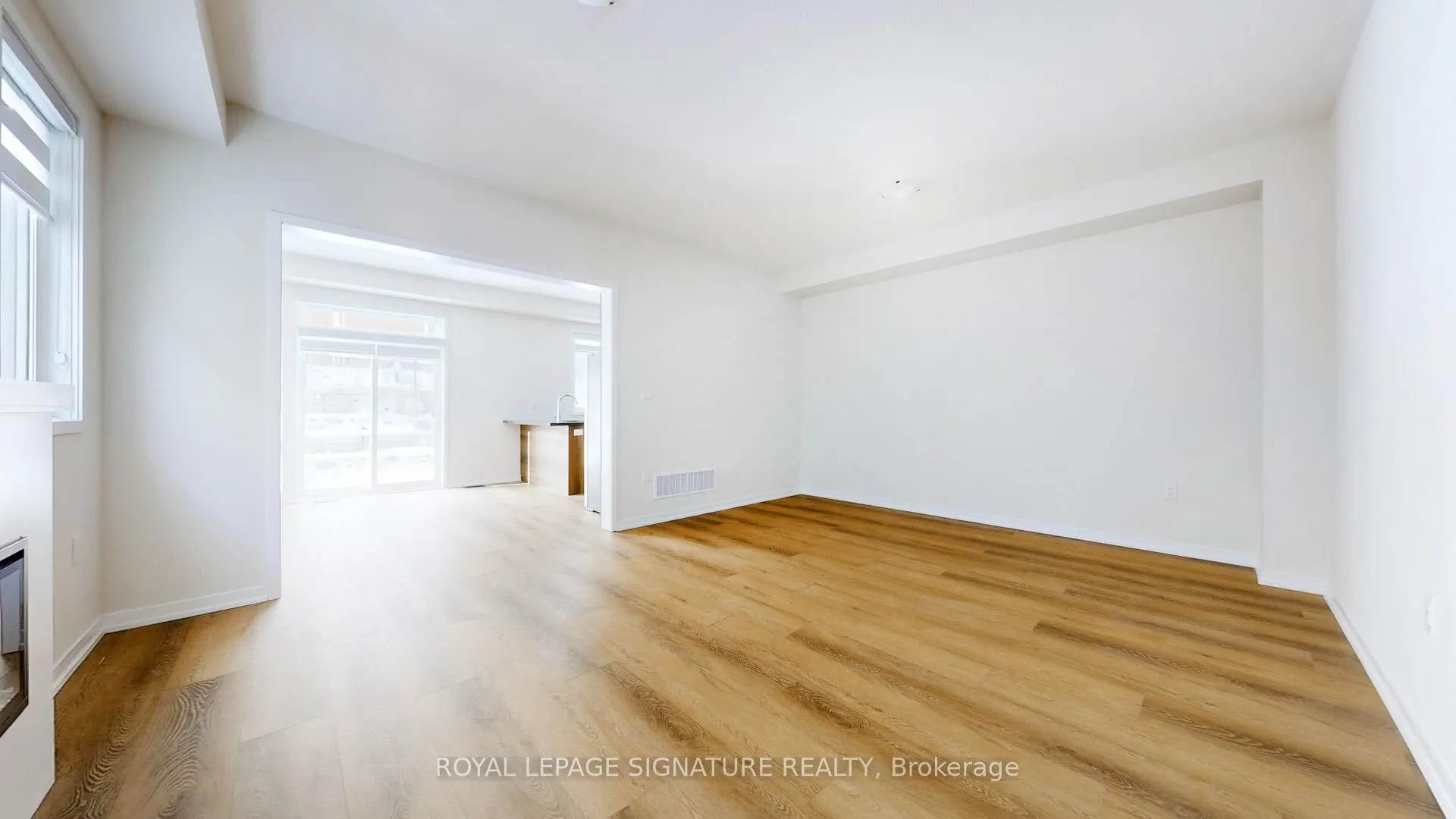 Photo 3 of 1530 Wheatcroft Drive, Oshawa, Kedron — HOMEH