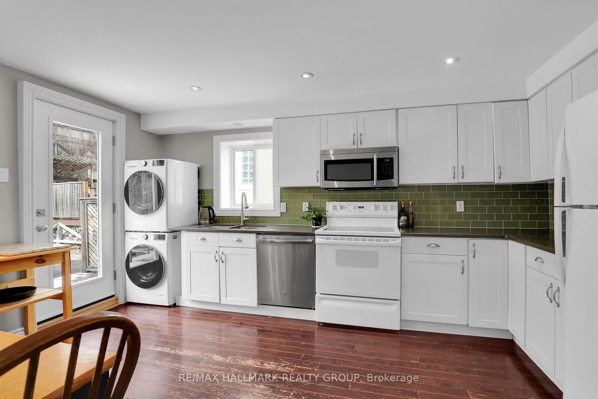Photo 14 of 30 Adelaide Street, Ottawa, Glebe — HOMEH
