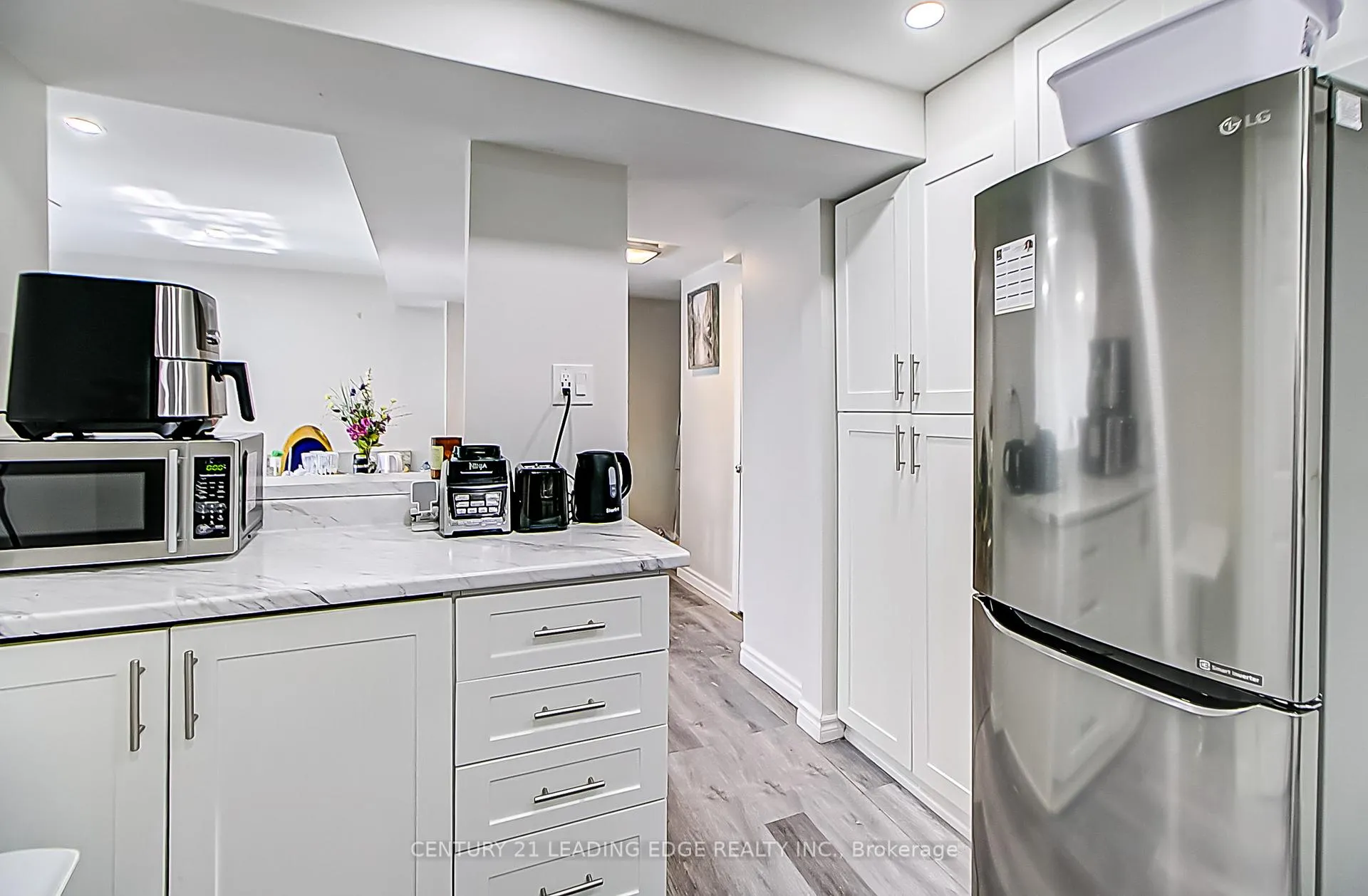 Photo 7 of Unit Lower, 879 Marinet Crescent, Pickering, West Shore — HOMEH
